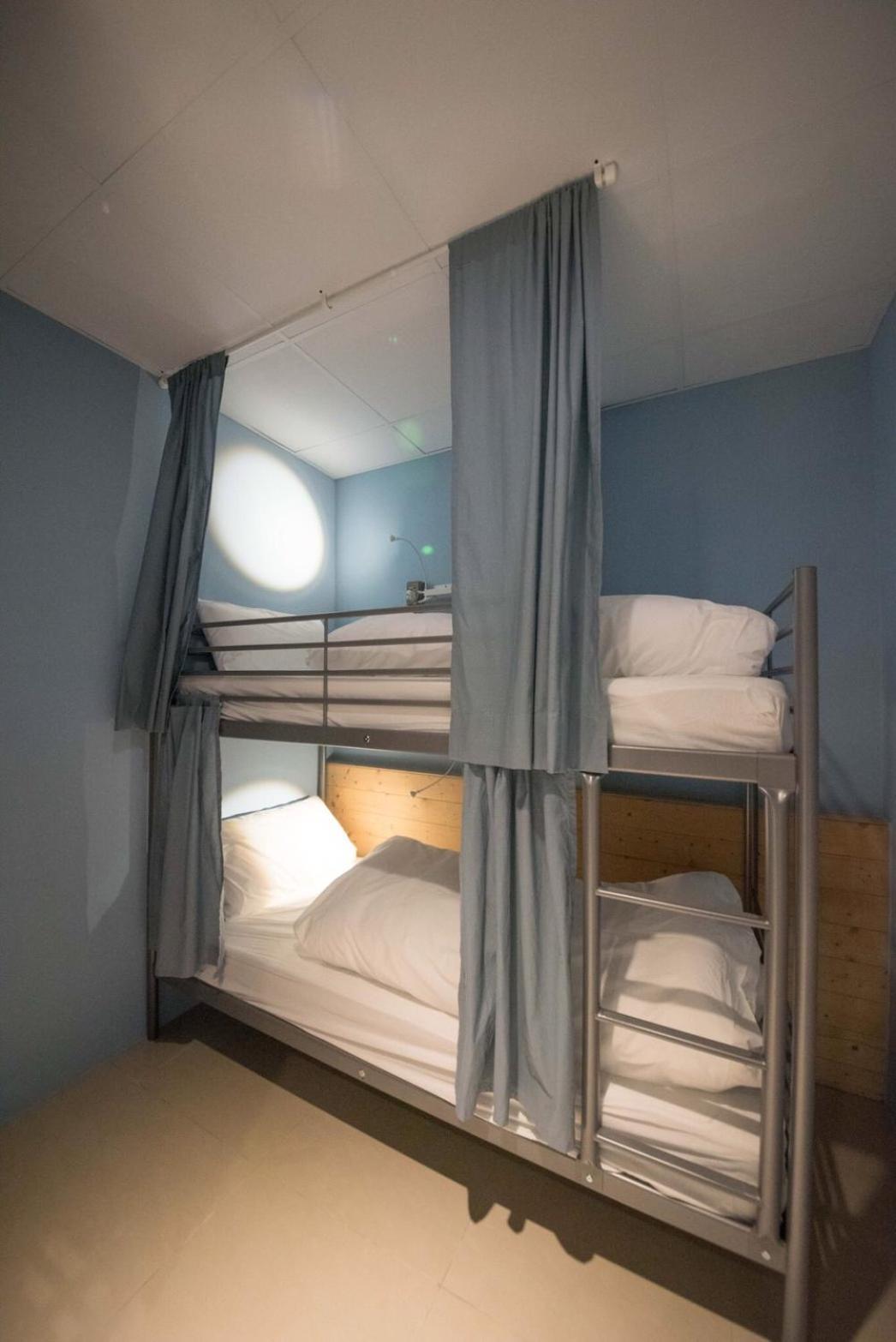Deer Traveler Hostel Yuchi Extérieur photo