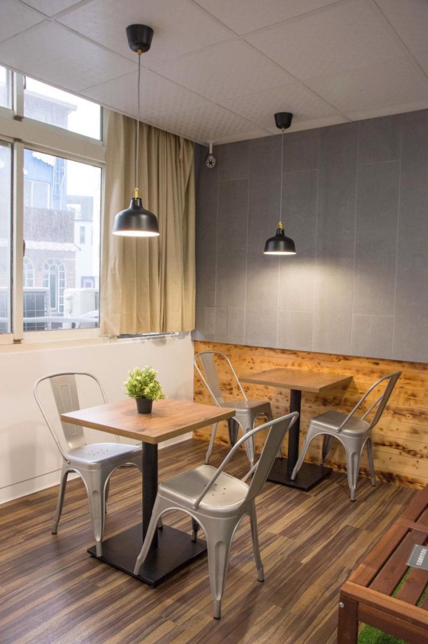 Deer Traveler Hostel Yuchi Extérieur photo